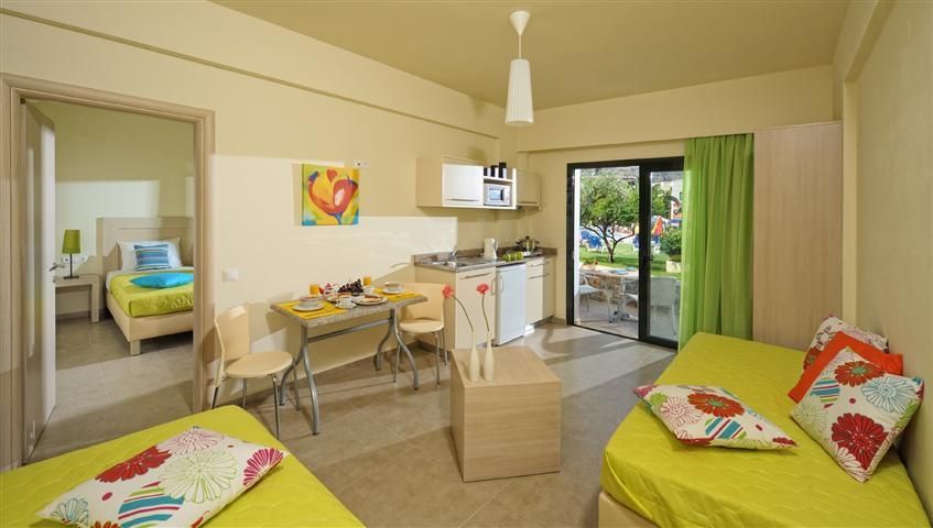 Kristalli Hotel Apartments Malia  Exterior photo