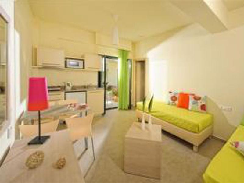 Kristalli Hotel Apartments Malia  Exterior photo