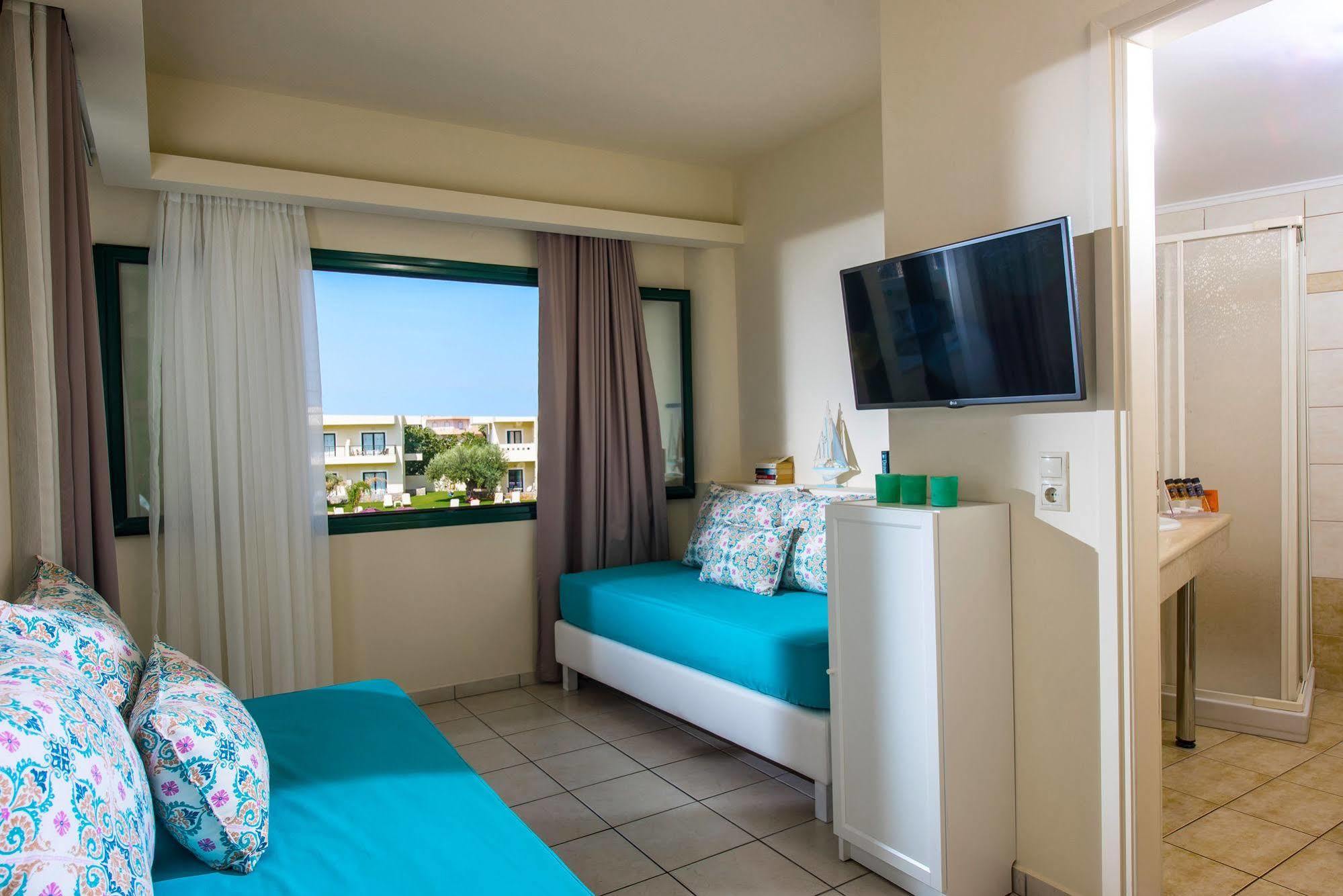 Kristalli Hotel Apartments Malia  Exterior photo