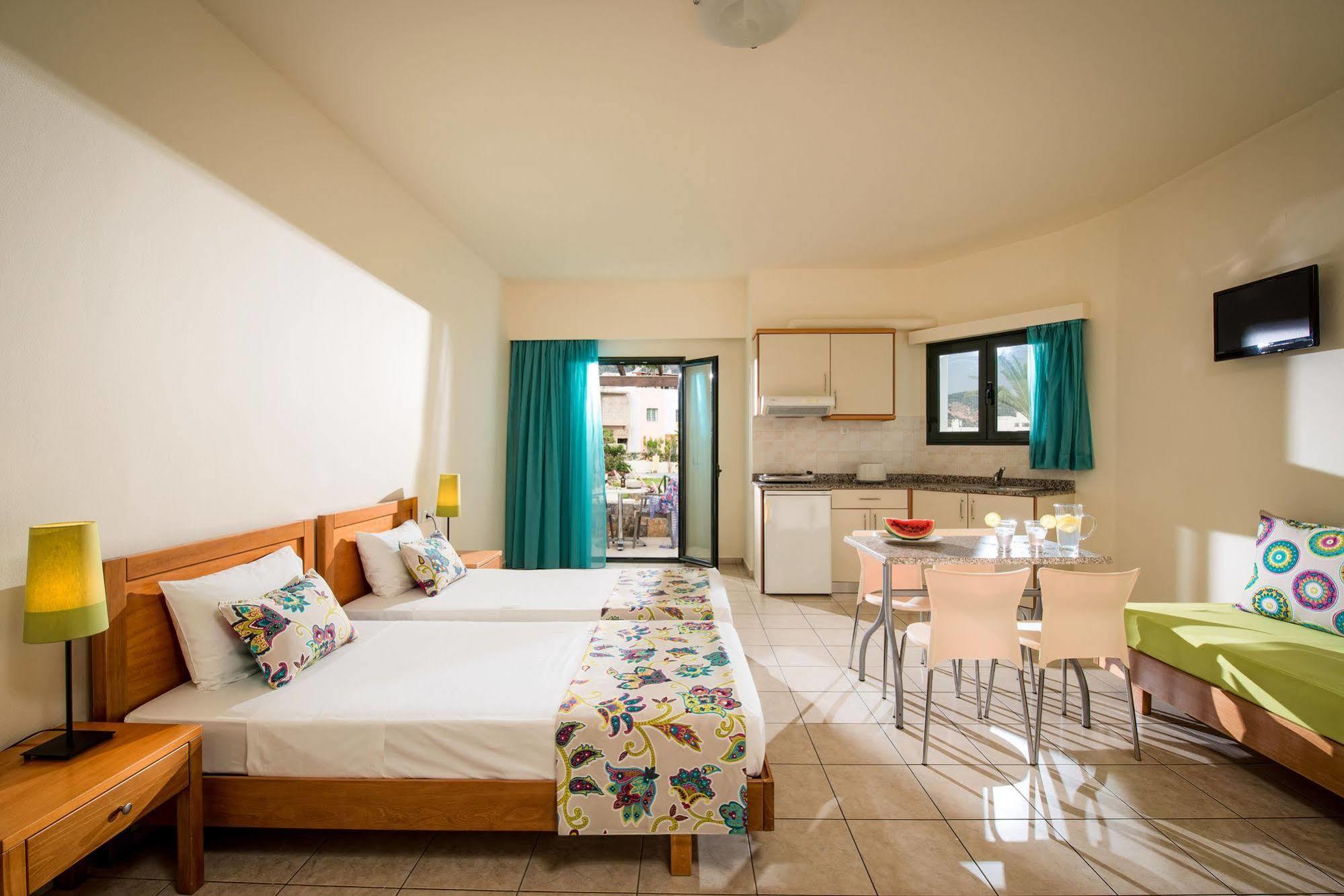 Kristalli Hotel Apartments Malia  Exterior photo