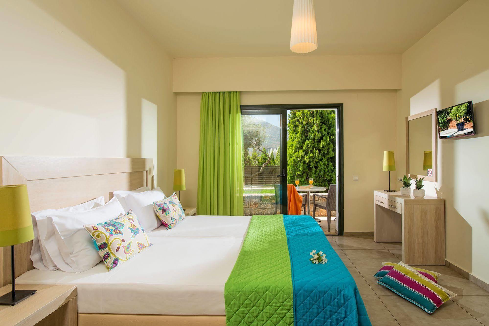 Kristalli Hotel Apartments Malia  Exterior photo